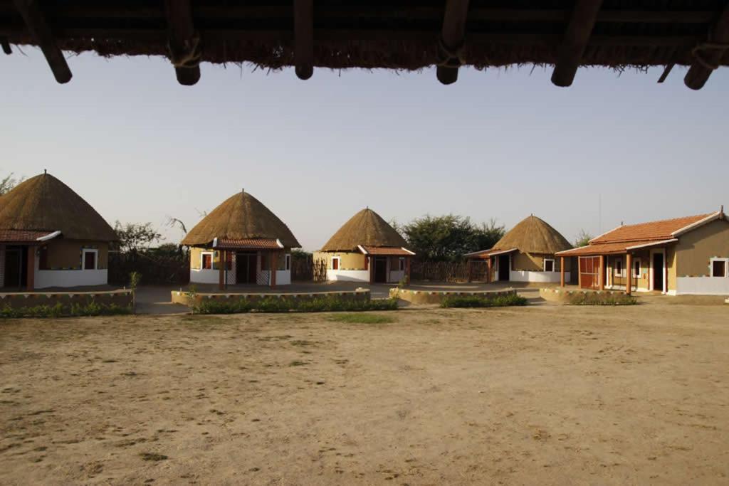 Rann Visamo Resort Bherandiāla Extérieur photo
