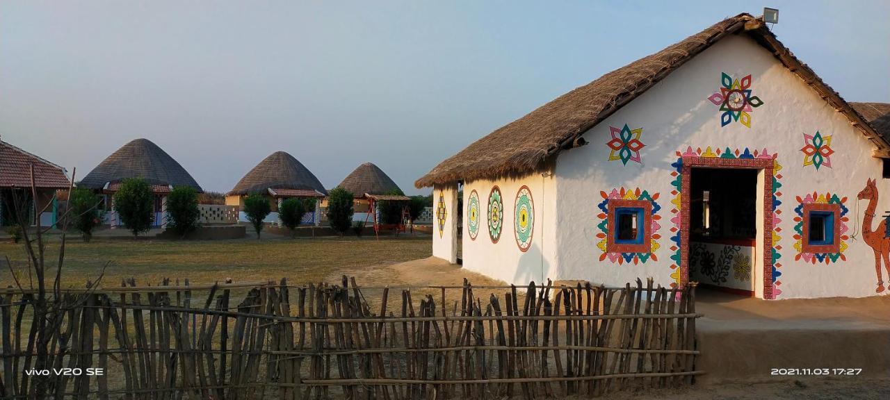 Rann Visamo Resort Bherandiāla Extérieur photo
